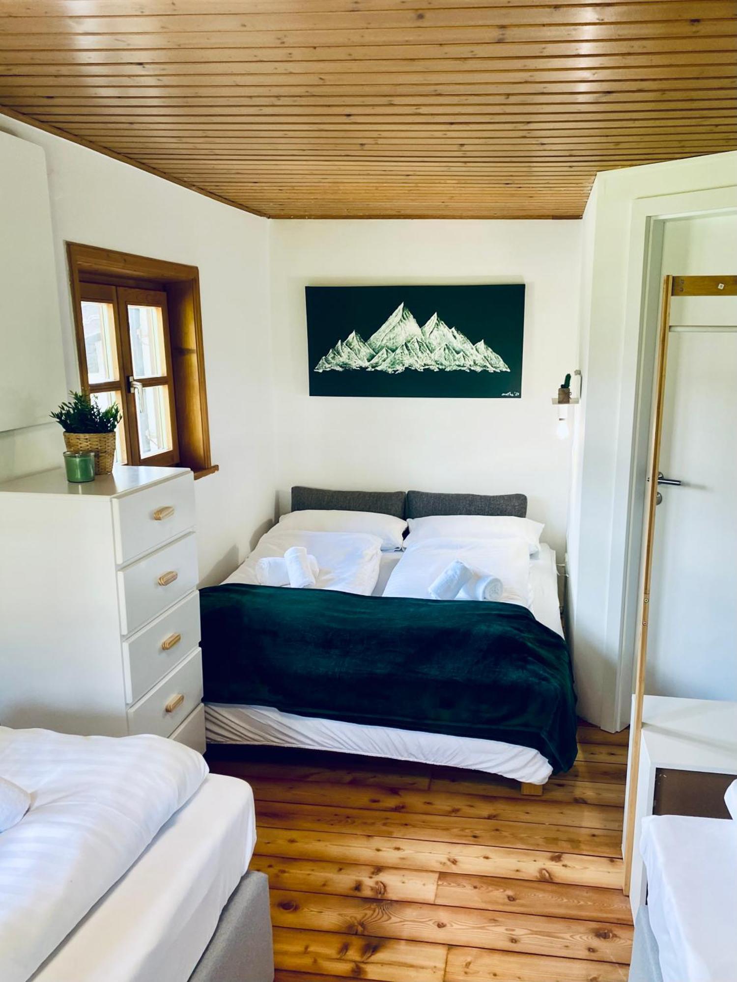 Apartment Breitenstein In Historischem Bauernhaus Fischbachau Esterno foto